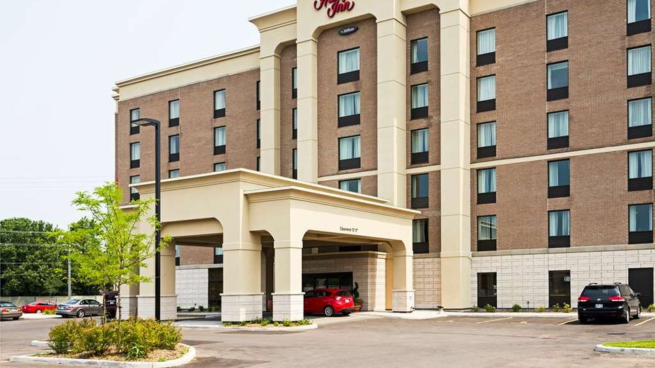 Hampton by Hilton Ottawa Airport Exterior