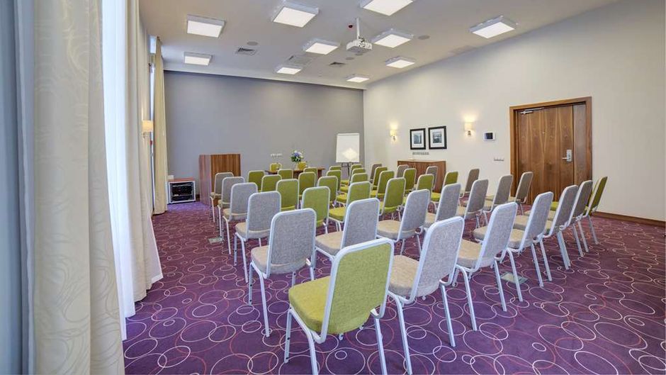 Hampton by Hilton Ufa Meeting