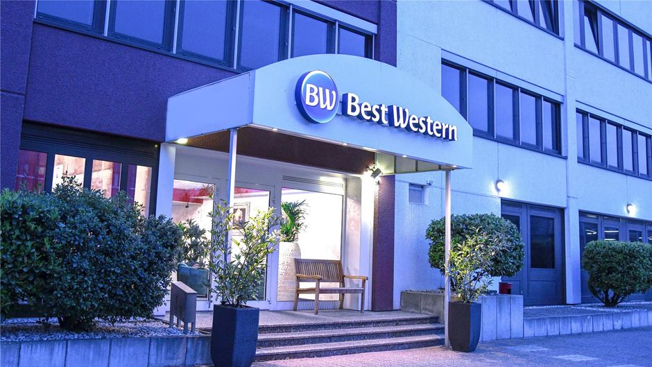 Best Western Comfort Business Hotel Exterior