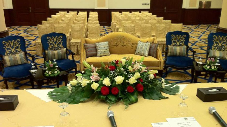 Holiday Jazan Hotel Meeting