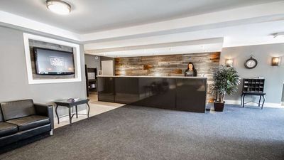 Hotel Faubourg Montreal