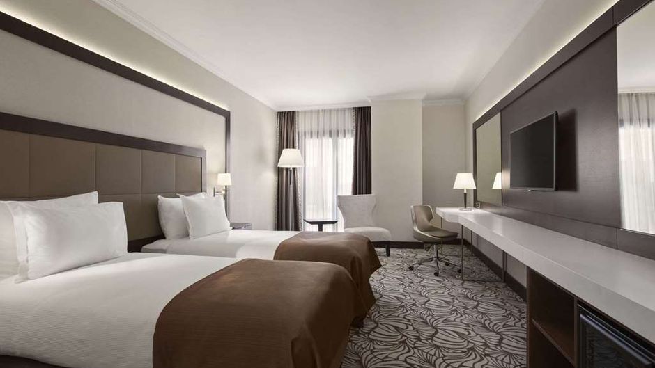 Ramada Hotel & Suites Istanbul Merter Room
