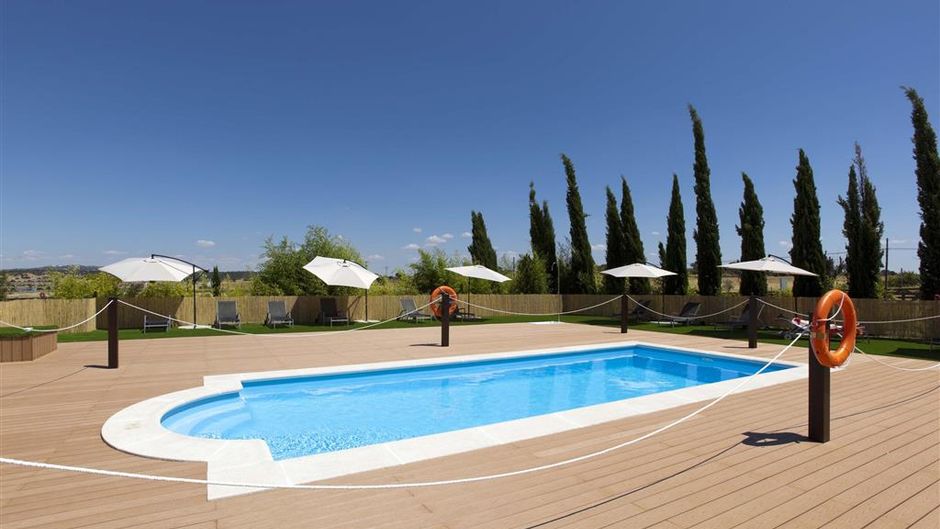 Hotel Hospes Palacio de Arenales Pool