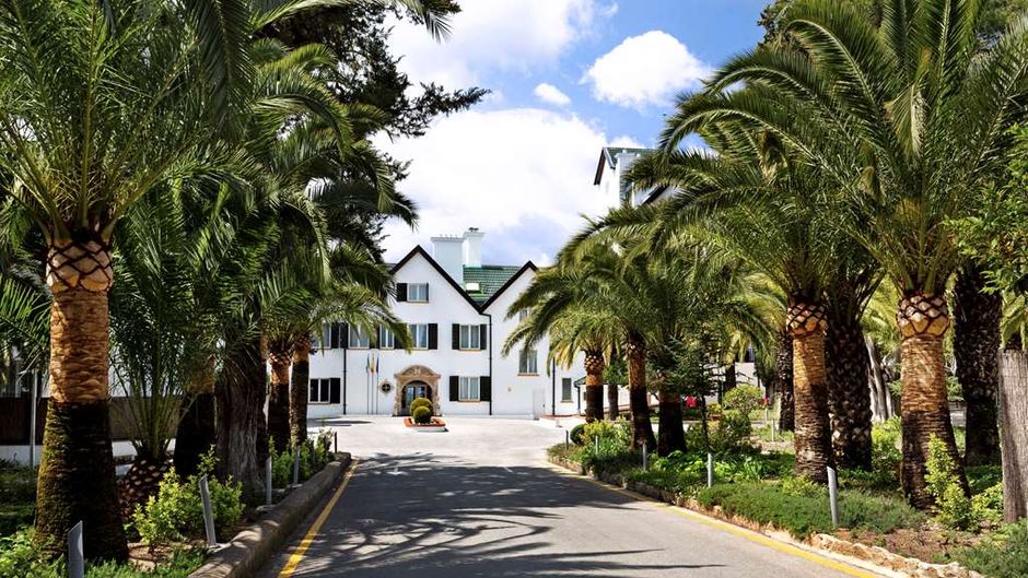 Catalonia Reina Victoria Exterior
