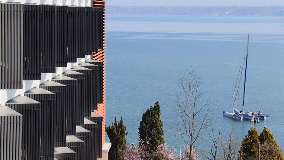 Lake Geneva Hotel Exterior