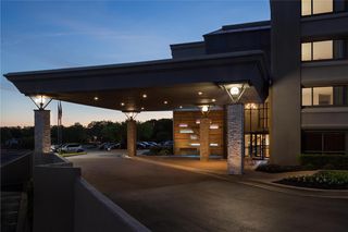 DoubleTree by Hilton Austin NW Arboretum