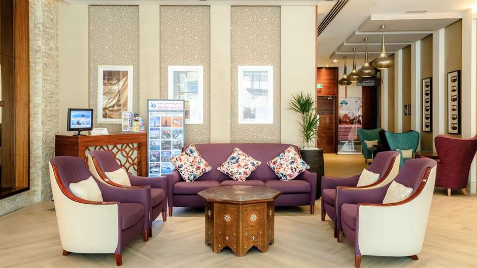 Hilton Garden Inn Dubai Jumeirah Lobby