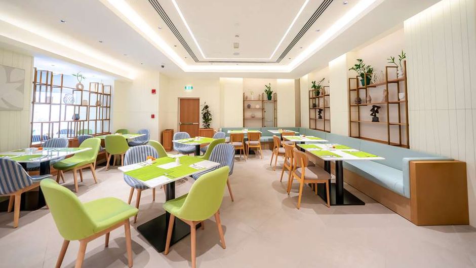 Hilton Garden Inn Dubai Jumeirah Restaurant