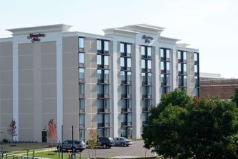 Hampton Inn Downtown Green Bay