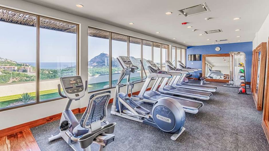 Hampton Inn & Suites Los Cabos Health