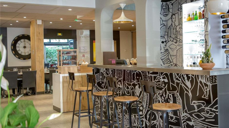 Ibis Hotel Brignoles Exterior