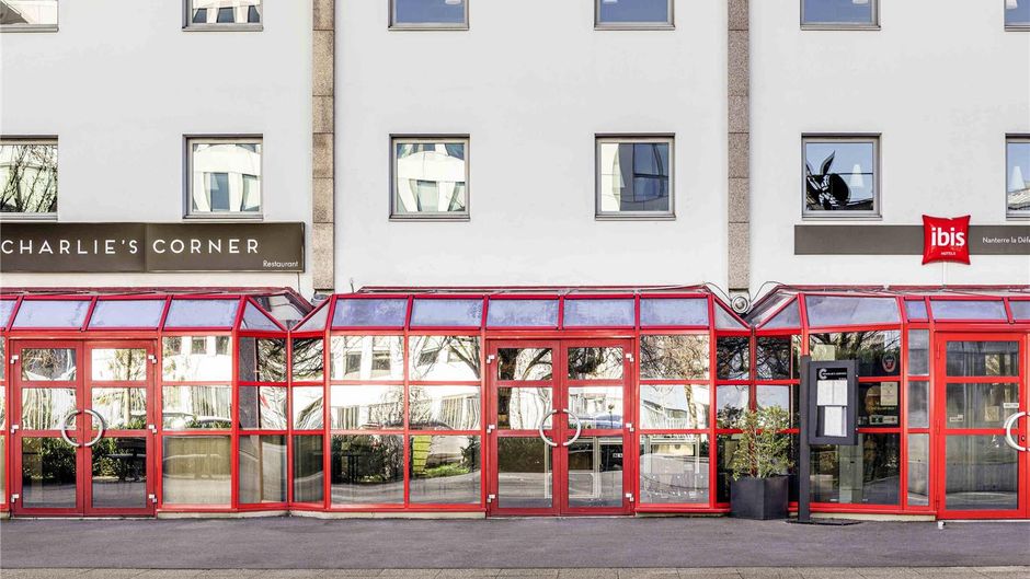 Ibis Paris Nanterre Exterior