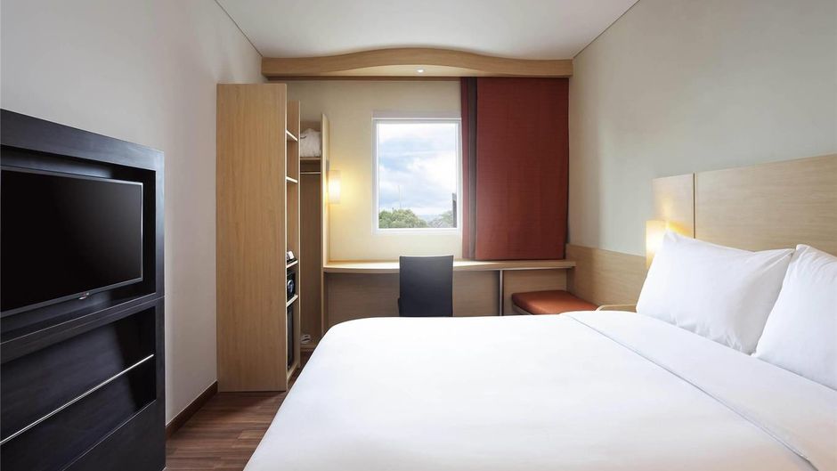 Ibis Makassar City Center Room