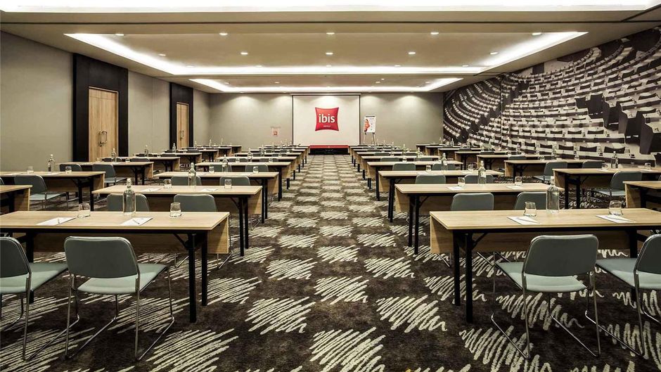 Ibis Jakarta Harmoni Meeting
