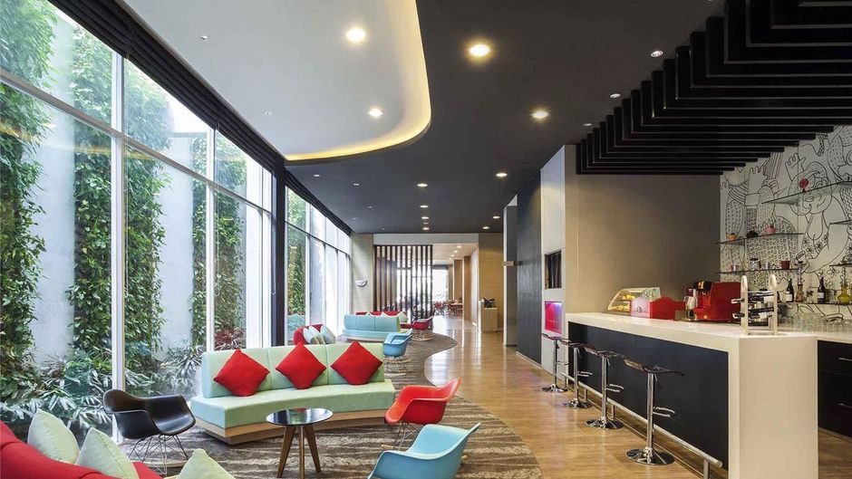 Ibis Jakarta Harmoni Exterior