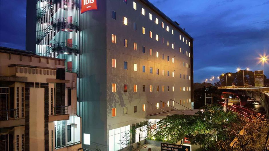 Ibis Bandung Pasteur Exterior