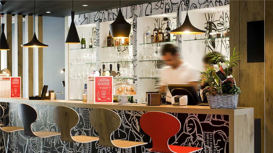 Ibis Wavre Exterior
