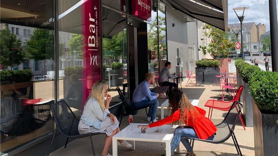 Mercure Cholet Centre Exterior