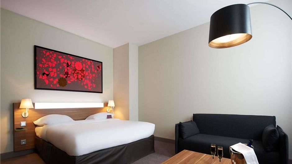 Mercure Cholet Centre Room