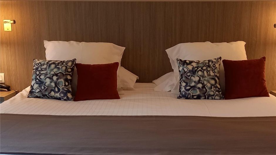 Mercure Dinan Poret Le Jerzual Room