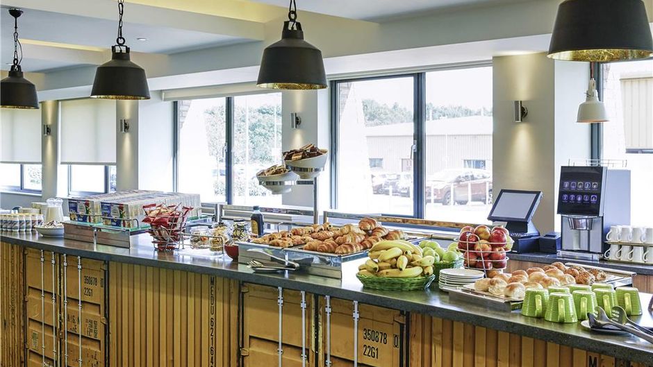 Ibis Styles Birmingham Airport NEC Restaurant