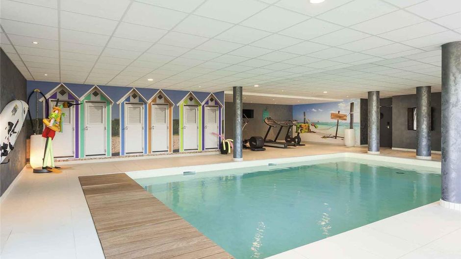 Ibis Styles Vierzon Pool