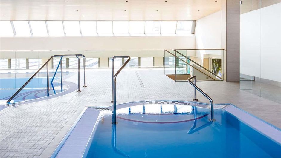Novotel Nuernberg Centre Ville Pool