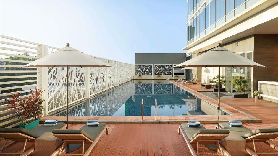 Novotel Makassar Grand Shayla Pool