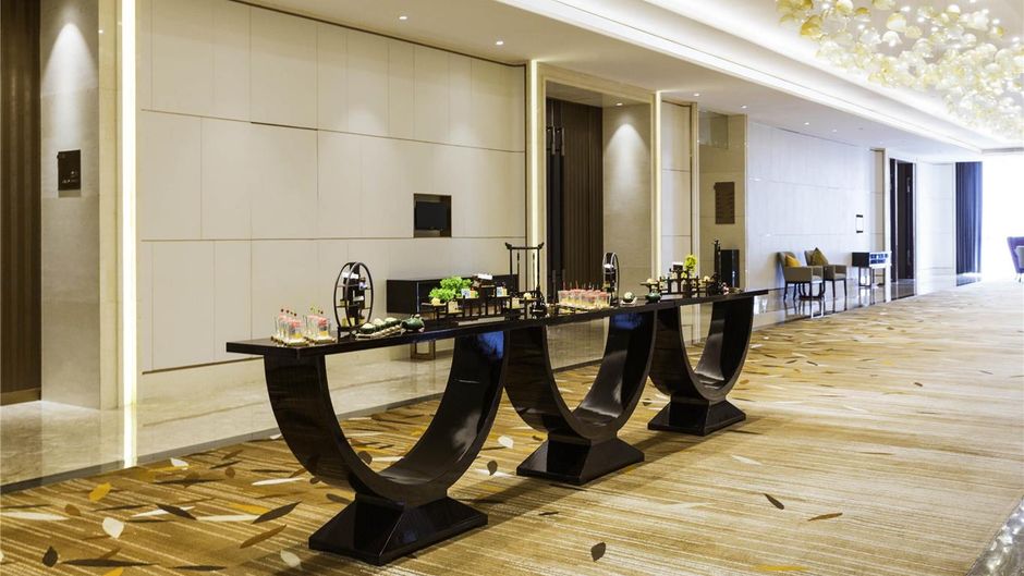 Pullman Changshu Leeman Meeting