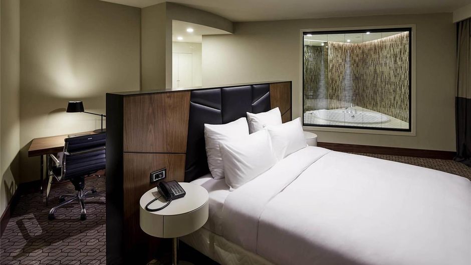 Pullman Istanbul Hotel & Convention Ctr Room