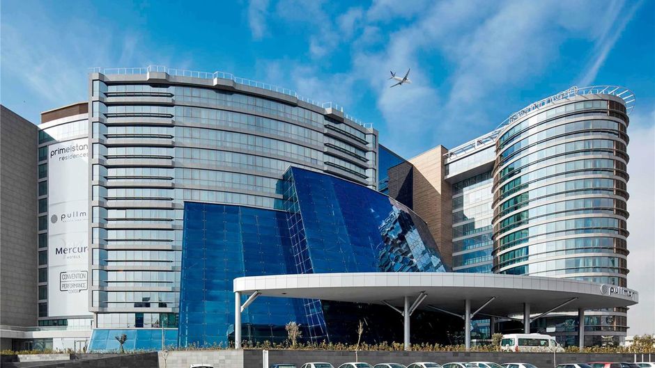 Pullman Istanbul Hotel & Convention Ctr Exterior