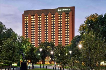 Pullman Melbourne on the Park