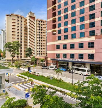 Grand Mercure Roxy Hotel