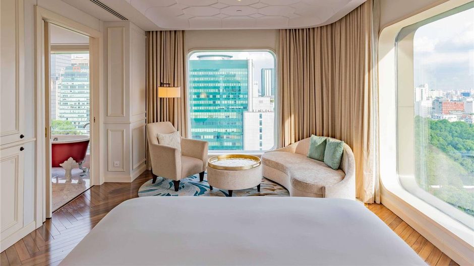 Hotel des Arts Saigon, MGallery Coll Room
