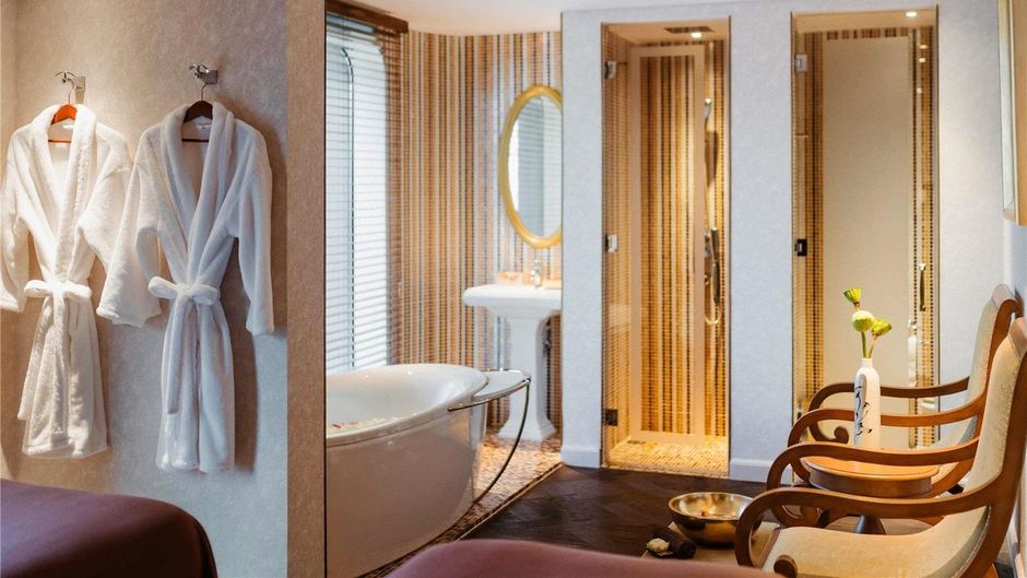 Hotel des Arts Saigon, MGallery Coll Spa