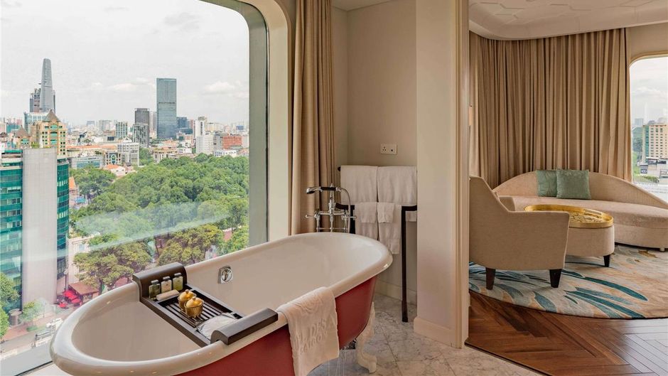 Hotel des Arts Saigon, MGallery Coll Suite