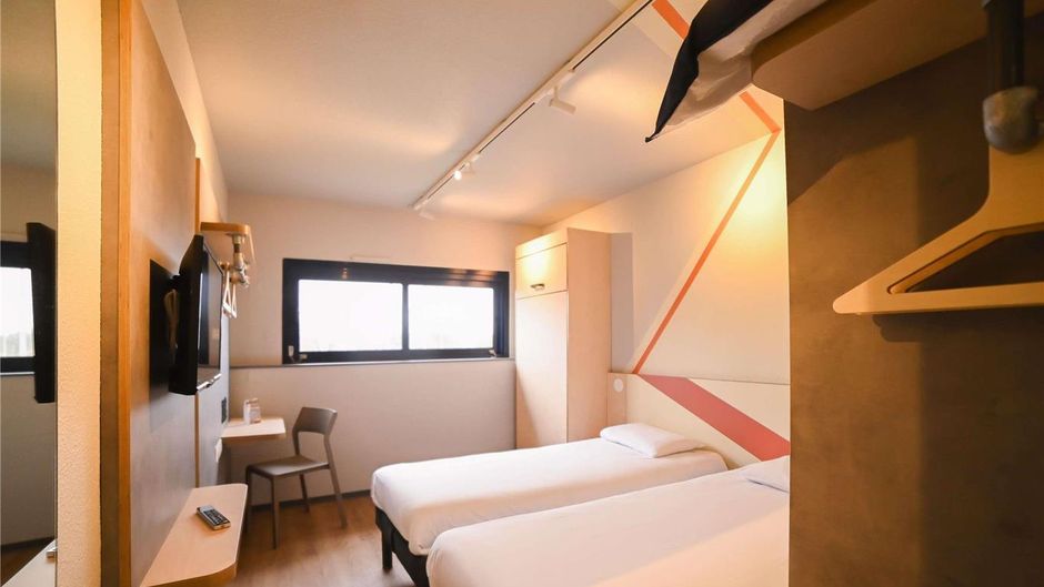 Ibis Budget Site Du Futuroscope Room