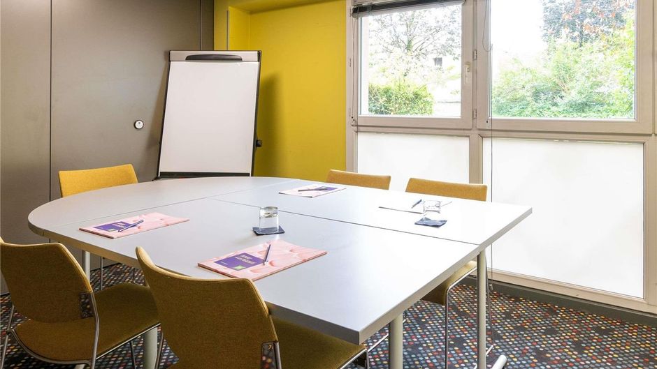 Ibis Budget Lyon Confluence Meeting