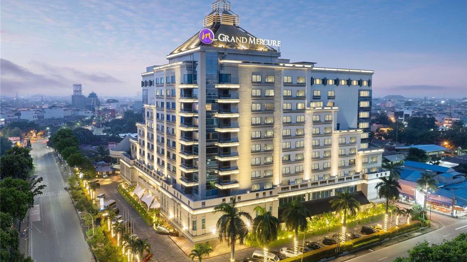 Grand Mercure Maha Cipta Medan Angkasa Exterior