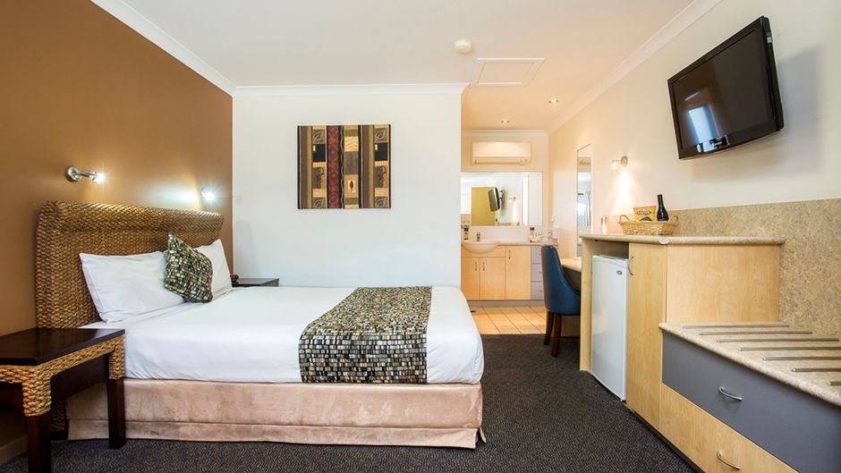 Coral Cay Resort Motor Inn Suite