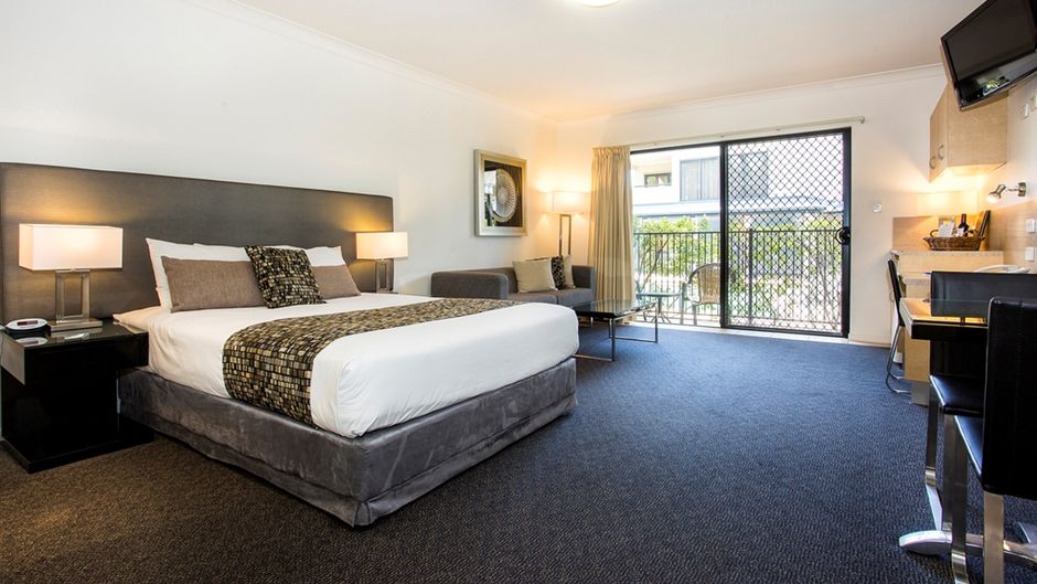 Coral Cay Resort Motor Inn Suite