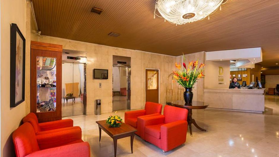 Hotel Dann Avenida 19 Lobby