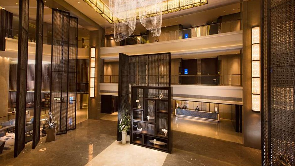 Hilton Zhoushan Lobby