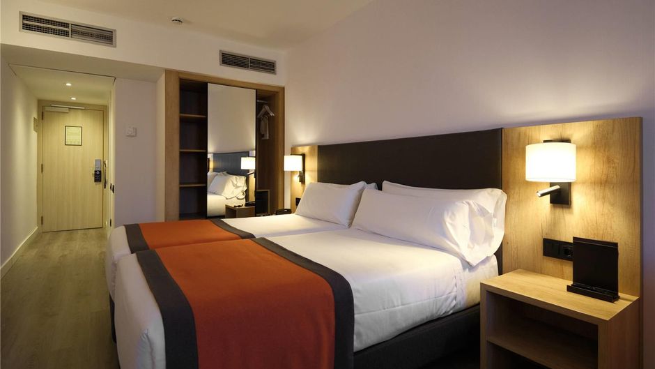 Catalonia Hotel Sabadell Room