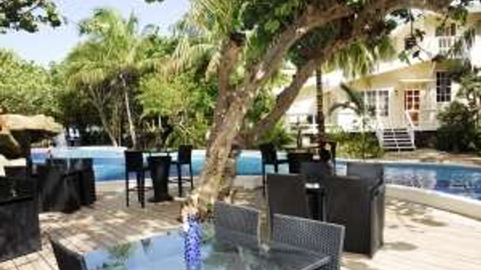 Paradise Beach Hotel Pool