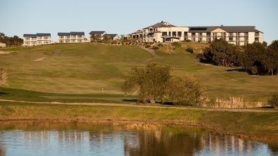 McCracken Country Club Hotel
