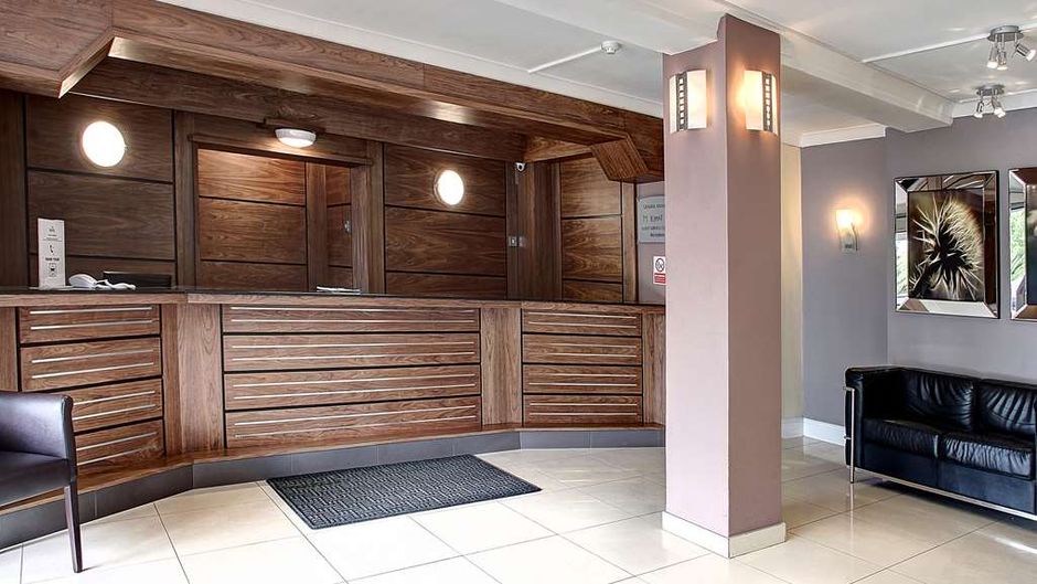 Best Western Gatwick Skylane Hotel Lobby