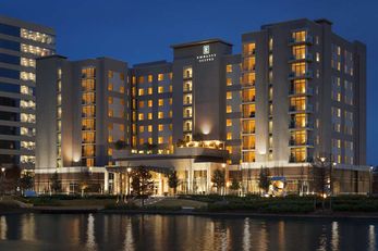 Embassy Suites Woodlands/Hughes Landing