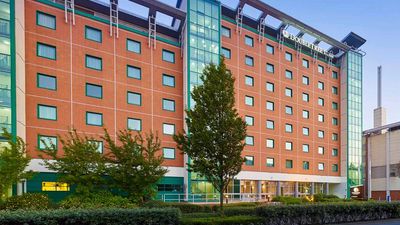 DoubleTree by Hilton Hotel Woking