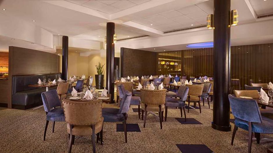 DoubleTree by Hilton Hotel Woking Restaurant